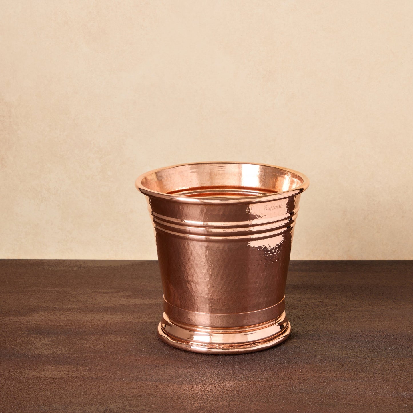 Hammered copper small wine bucket, from Ruffoni Historia collection
