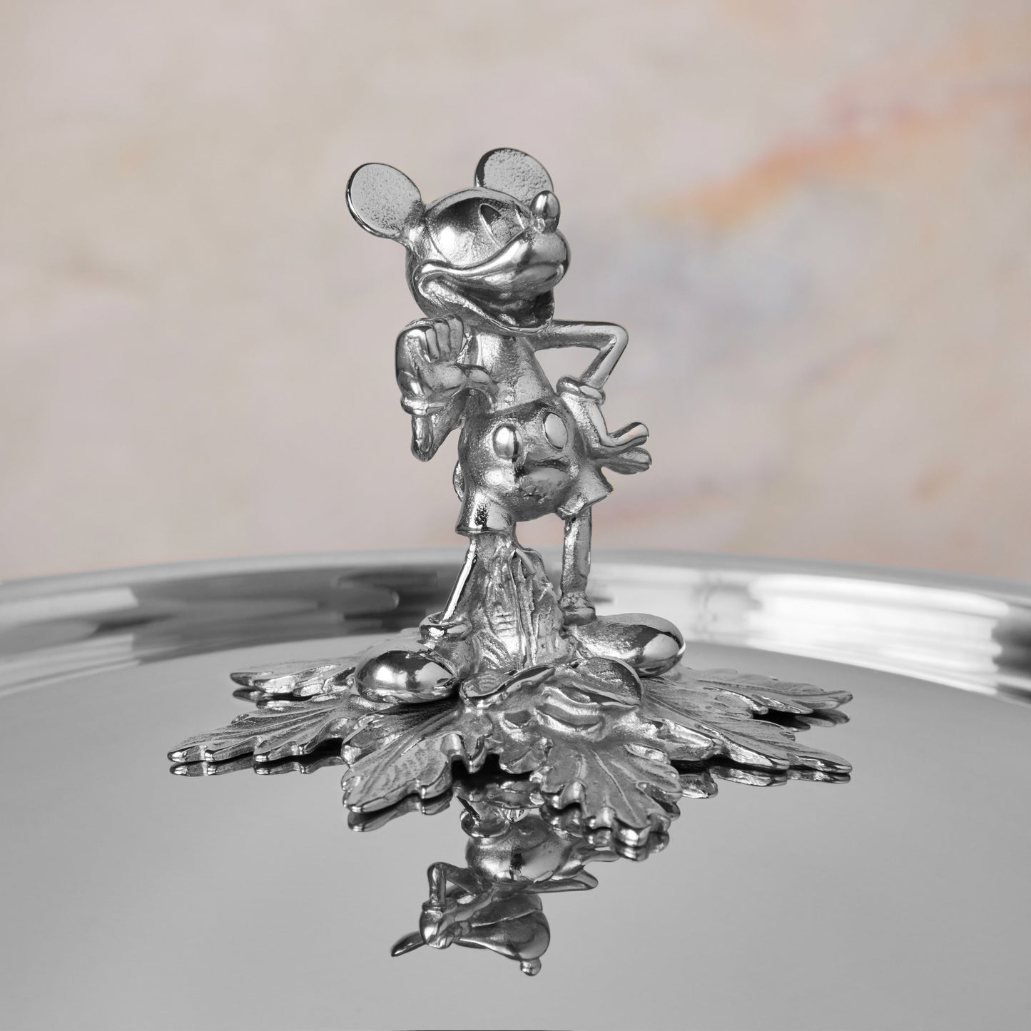 Disney 100 x Ruffoni 8 qt stockpot decorated knob finial representing Mickey Mouse, by Ruffoni