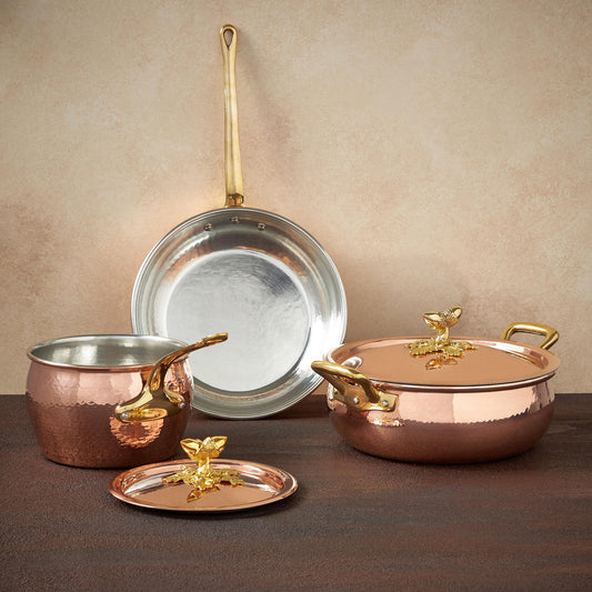 Hammered copper 5 Piece Set lined with high purity tin applied by hand over fire and bronze handles, from Ruffoni Historia collection