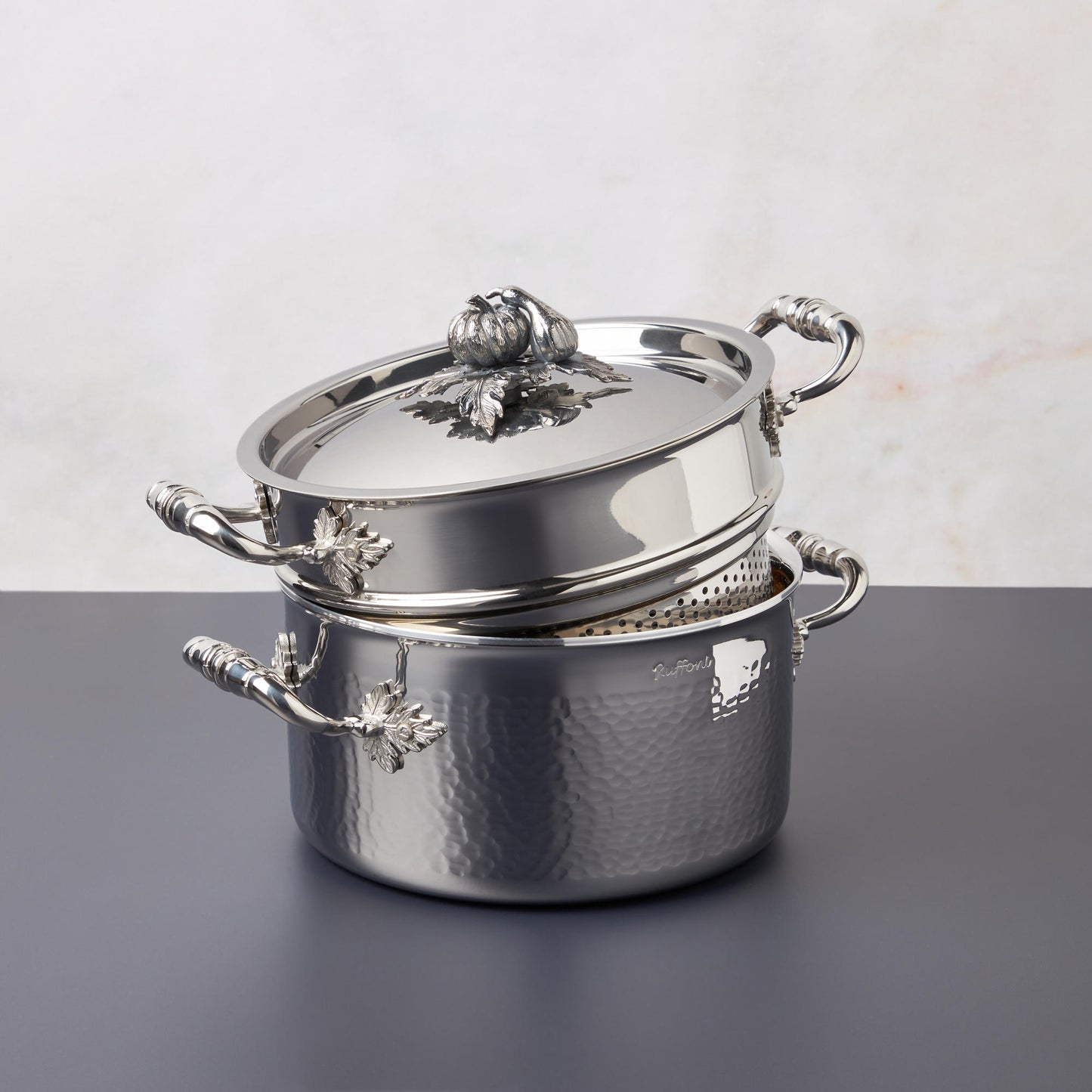 Stainless steel steamer insert to be used with both of the Opus collections by Ruffoni