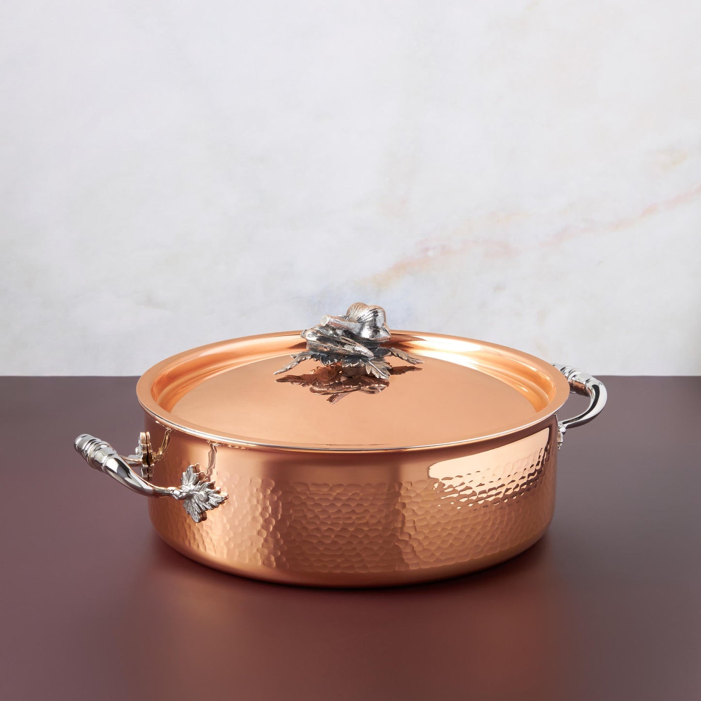 Opus Cupra hammered copper with stainless steel lining and decorated silver-plated lid knob finial from Ruffoni