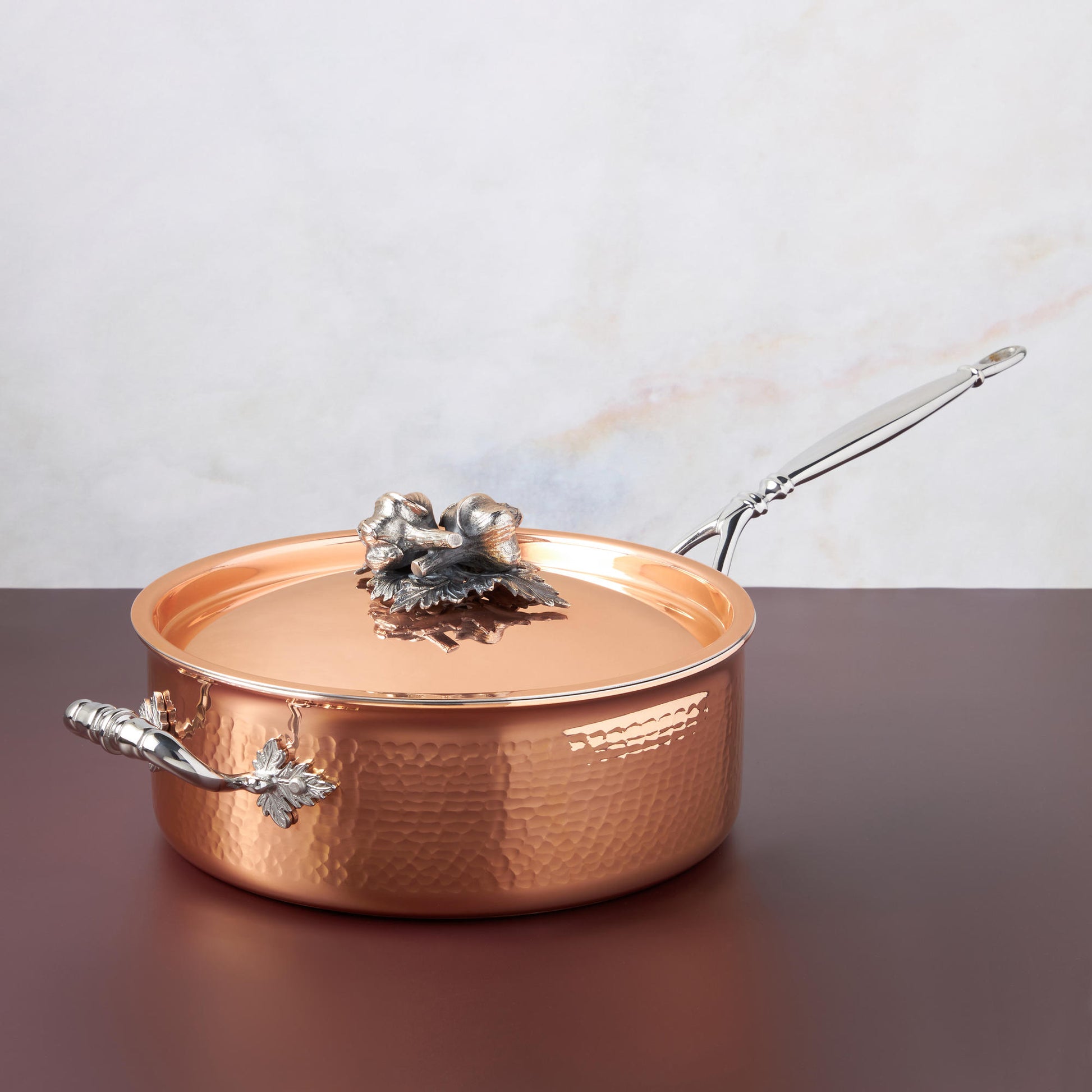 Opus Cupra hammered copper  with stainless steel lining and decorated silver-plated lid knob finial from Ruffoni