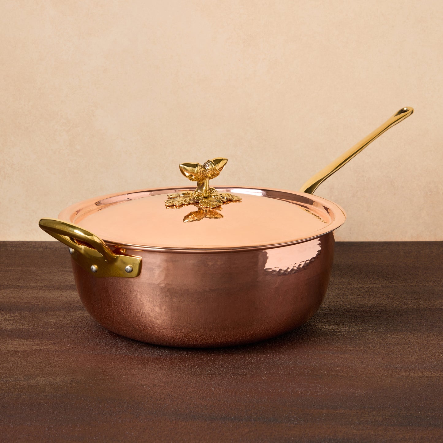 Ruffoni copper chef pan is, among other things, the undisputed queen of risotto. Handcrafted Italian cookware for exceptional cooking results