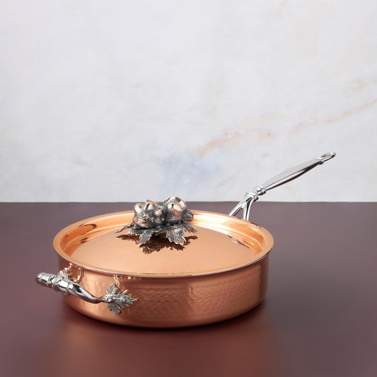Opus Cupra hammered copper  with stainless steel lining and decorated silver-plated lid knob finial from Ruffoni