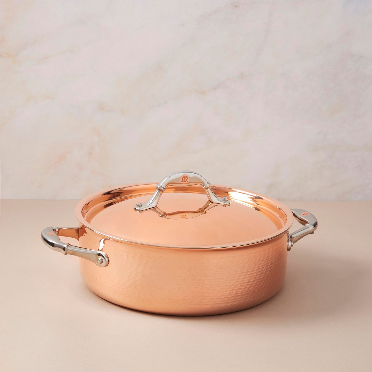 Braiser with lid in hammered copper with stainless steel lining from Ruffoni